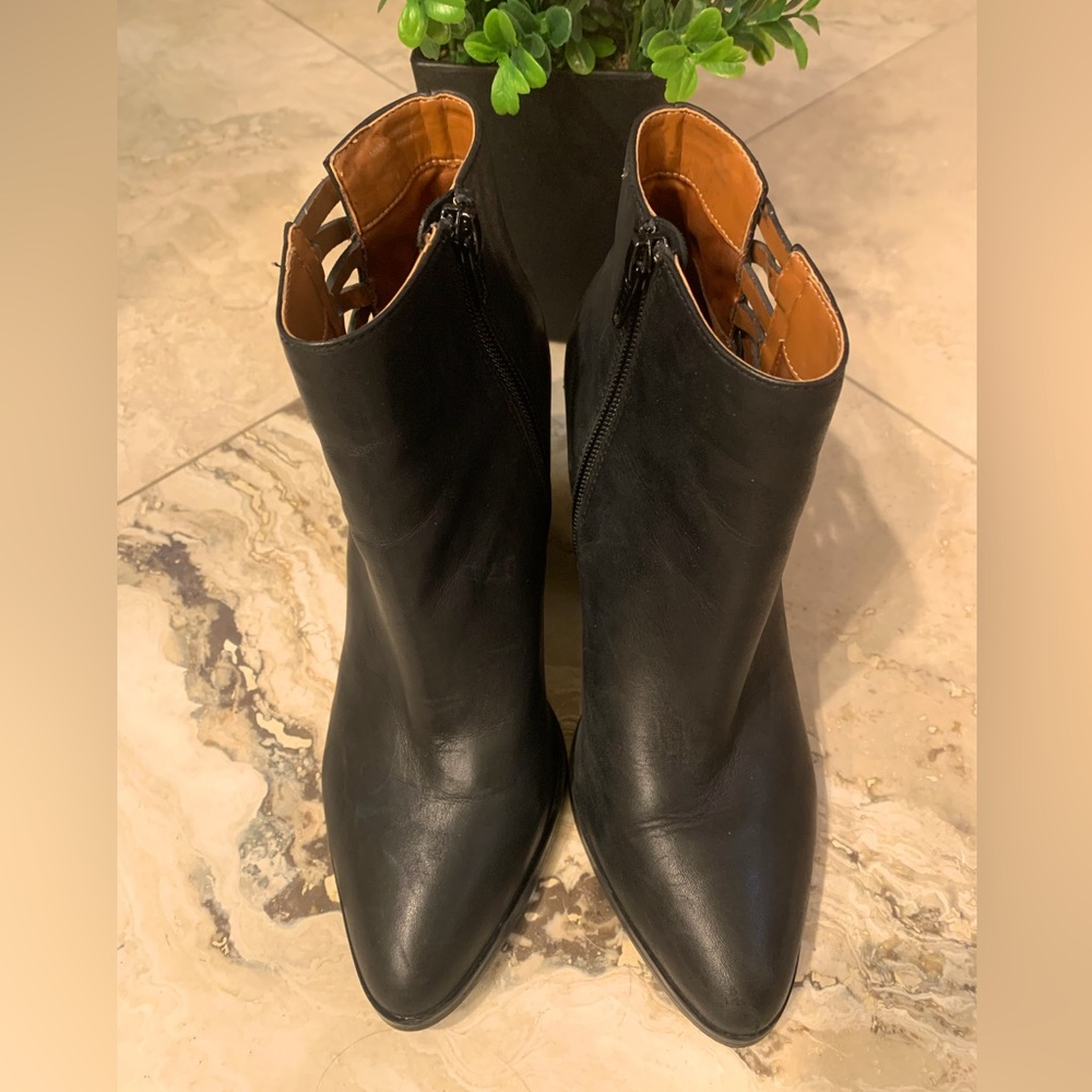 Aldo black leather booties good condition